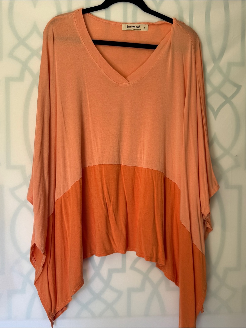 Three Birds Nest Coral Two-Tone V-Neck Poncho Top large